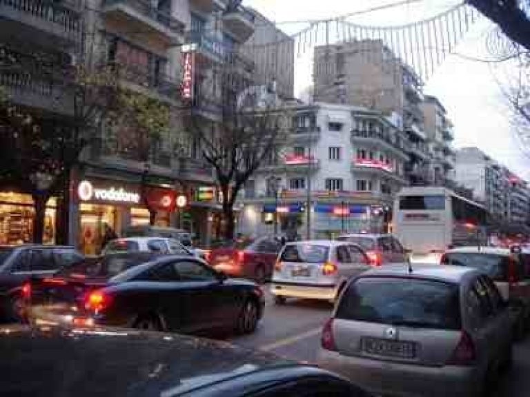 Θεσσαλονίκη: Χάος στους δρόμους λόγω της έλλειψης λεωφορείων – Δείτε φωτό! | Newsit.gr Θεσσαλονίκη: Χάος στους δρόμους λόγω της έλλειψης λεωφορείων – Δείτε φωτό! | Newsit.gr