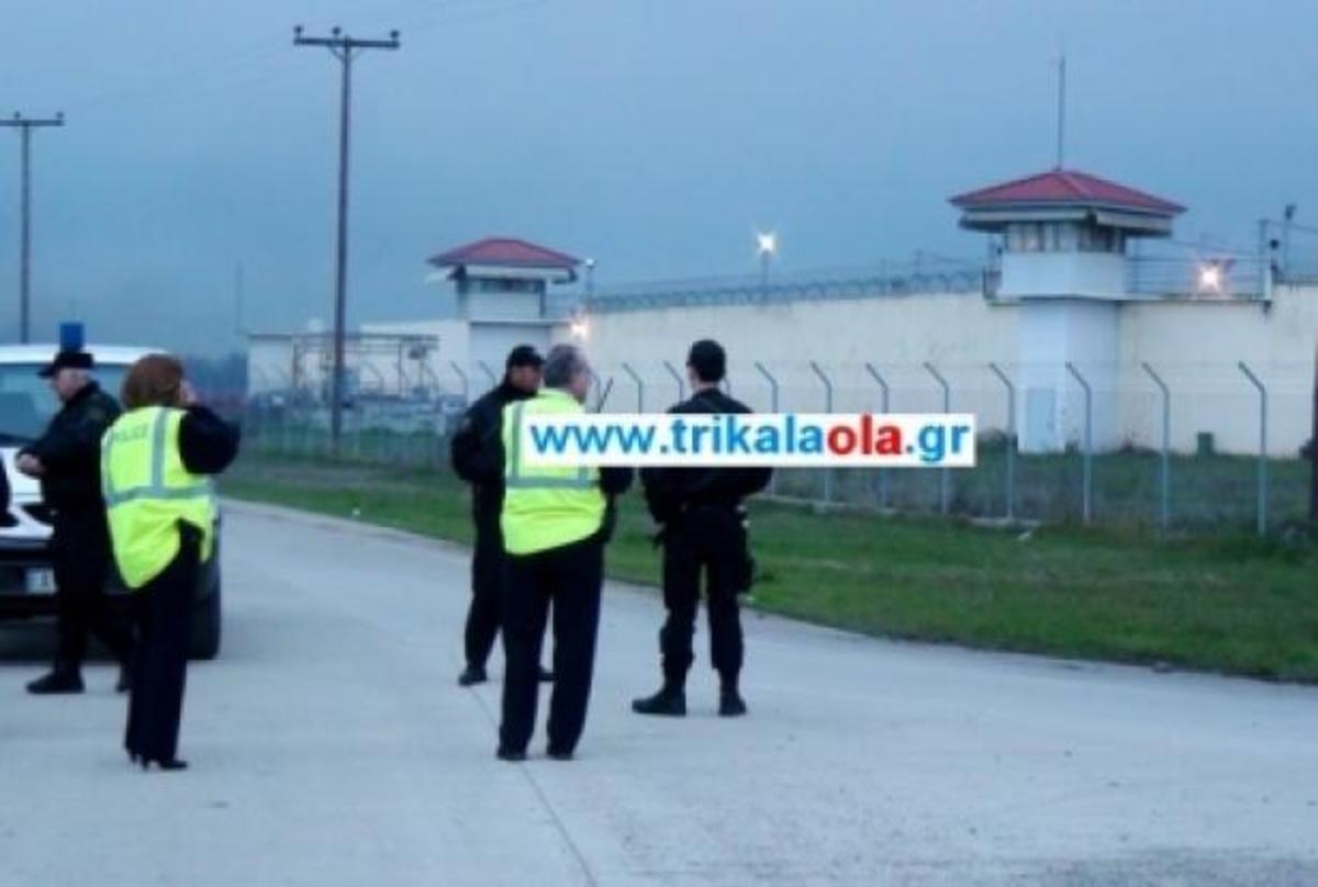 Ανατριχιαστικό βίντεο από τον «πόλεμο» στις φυλακές Τρικάλων – «Γάζωσαν» τους φρουρούς – Πληροφορίες για 5 αποδράσεις | Newsit.gr Ανατριχιαστικό βίντεο από τον «πόλεμο» στις φυλακές Τρικάλων – «Γάζωσαν» τους φρουρούς – Πληροφορίες για 5 αποδράσεις | Newsit.gr