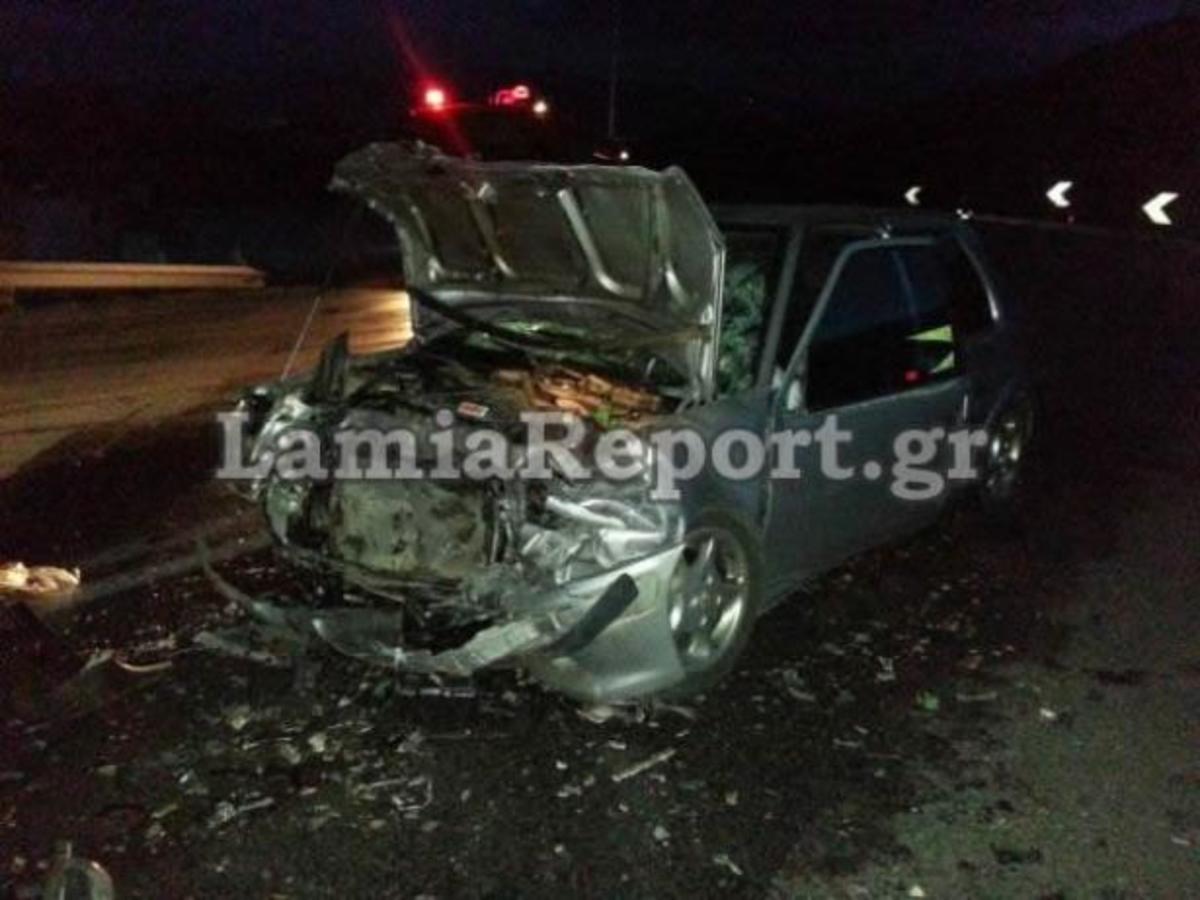 Λαμία: Μετωπική σύγκρουση με δυο σοβαρά τραυματίες στην Καμηλόβρυση – ΦΩΤΟ | Newsit.gr Λαμία: Μετωπική σύγκρουση με δυο σοβαρά τραυματίες στην Καμηλόβρυση – ΦΩΤΟ | Newsit.gr