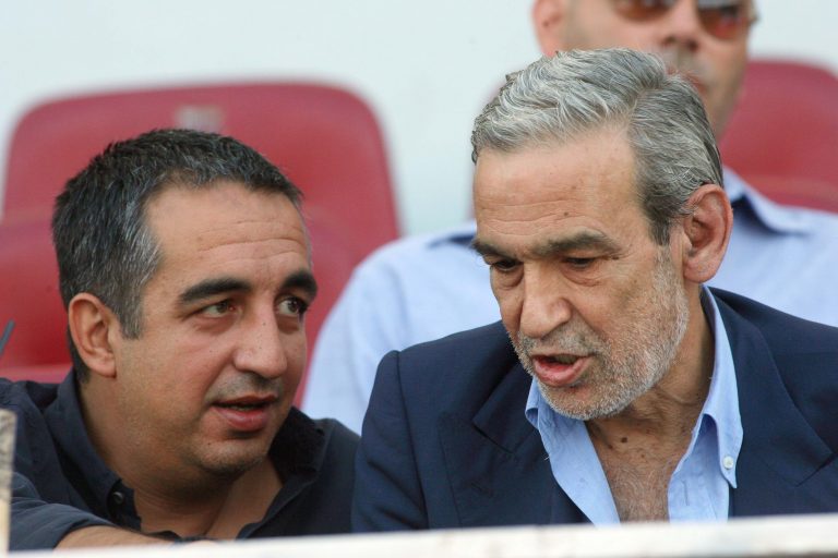 Τσακίρης: Η παράγκα είναι εδώ | Newsit.gr Τσακίρης: Η παράγκα είναι εδώ | Newsit.gr