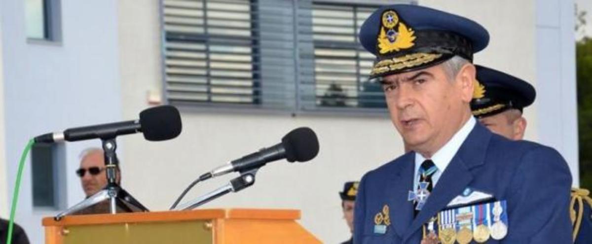 Ο «σιωπηλός» πτέραρχος Τσαντηράκης είχε θετικό πρόσημο | Newsit.gr Ο «σιωπηλός» πτέραρχος Τσαντηράκης είχε θετικό πρόσημο | Newsit.gr