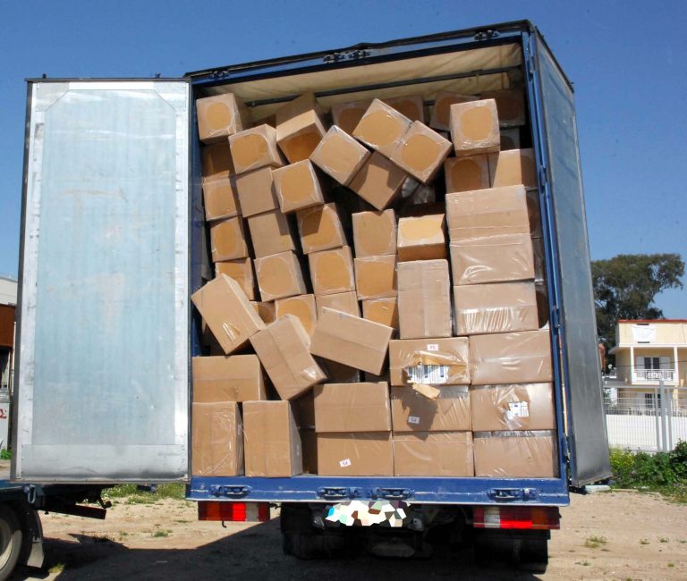 Σέρρες: H σπείρα των »5» γέμισε με λαθραία τσιγάρα τη Βουλγαρία! | Newsit.gr Σέρρες: H σπείρα των »5» γέμισε με λαθραία τσιγάρα τη Βουλγαρία! | Newsit.gr