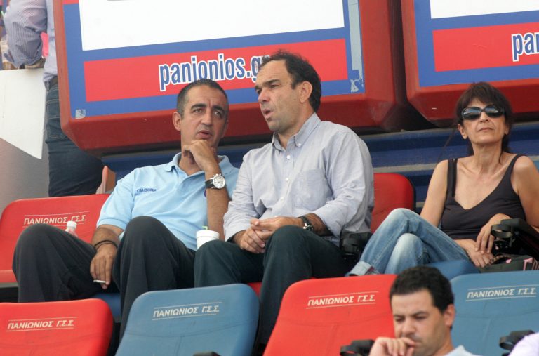 Έμεινε μόνος του ο Τσακίρης – «Ναυάγιο» με Λιανό | Newsit.gr Έμεινε μόνος του ο Τσακίρης – «Ναυάγιο» με Λιανό | Newsit.gr