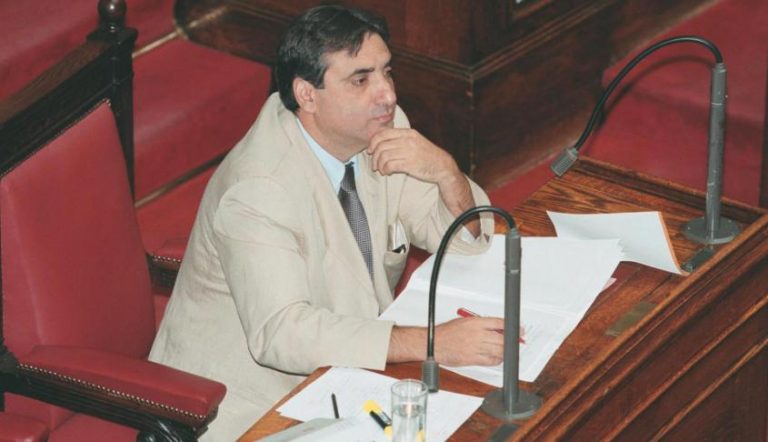 “Δεν θα αντέξω νέο διασυρμό” – Να προσέχετε την γυναίκα μου και τα παιδιά μου – Σοκ από την αυτοκτονία του πρώην υπουργού – Σήμερα η κηδεία στο Βόλο | Newsit.gr “Δεν θα αντέξω νέο διασυρμό” – Να προσέχετε την γυναίκα μου και τα παιδιά μου – Σοκ από την αυτοκτονία του πρώην υπουργού – Σήμερα η κηδεία στο Βόλο | Newsit.gr