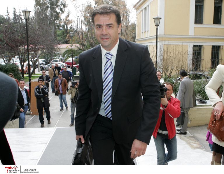 Ο Βασάρας είδε καλή τη διαιτησία του Καρμπάγιο! | Newsit.gr Ο Βασάρας είδε καλή τη διαιτησία του Καρμπάγιο! | Newsit.gr