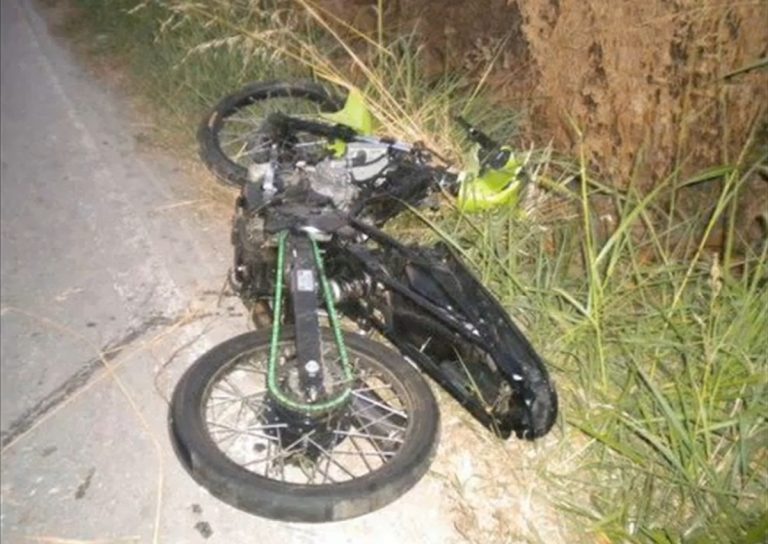 Ηλεία: Αποχαιρετούν τον 18χρονο φίλο τους με ένα τραγούδι-Δείτε το βίντεο! | Newsit.gr Ηλεία: Αποχαιρετούν τον 18χρονο φίλο τους με ένα τραγούδι-Δείτε το βίντεο! | Newsit.gr