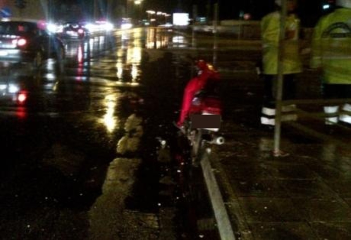 Πάτρα:Θάνατος στο δρόμο για το σπιτι-Νεκρός νεαρός οδηγός μηχανής! | Newsit.gr Πάτρα:Θάνατος στο δρόμο για το σπιτι-Νεκρός νεαρός οδηγός μηχανής! | Newsit.gr