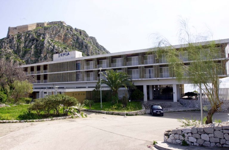 “Αποσύρονται” 300 ξενοδοχεία – Αλλάζουν χρήση και γίνονται τουριστικές κατοικίες | Newsit.gr “Αποσύρονται” 300 ξενοδοχεία – Αλλάζουν χρήση και γίνονται τουριστικές κατοικίες | Newsit.gr