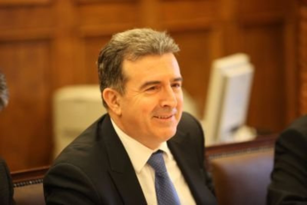 Ο Χρυσοχοίδης μοιράζει από 10.000 ευρώ σε 20.000 επιχειρήσεις | Newsit.gr Ο Χρυσοχοίδης μοιράζει από 10.000 ευρώ σε 20.000 επιχειρήσεις | Newsit.gr