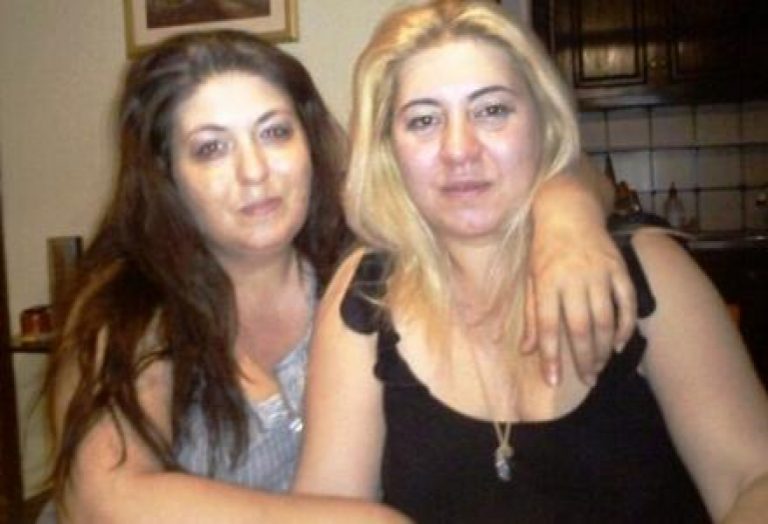 Αίγιο: Βρήκε μετά από 37 χρόνια την αδερφή της στο facebook! | Newsit.gr Αίγιο: Βρήκε μετά από 37 χρόνια την αδερφή της στο facebook! | Newsit.gr