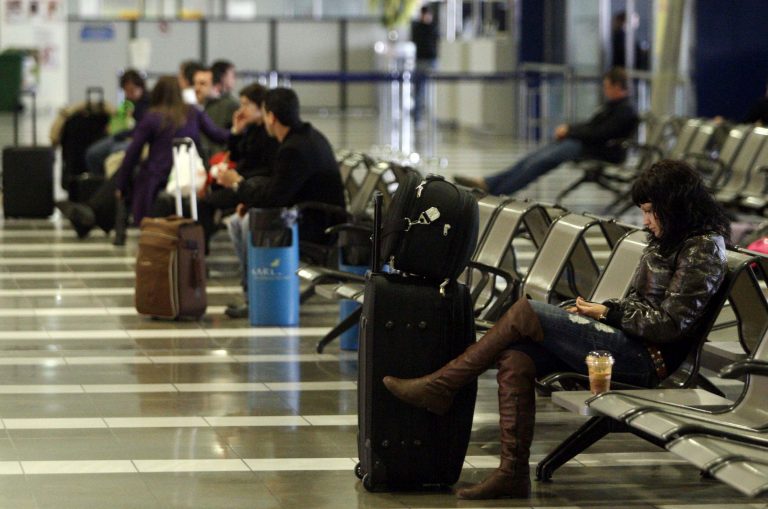 Καθυστέρησε η πτήση σας πάνω από 3 ώρες; Δικαιούστε αποζημίωση έως 600€! | Newsit.gr Καθυστέρησε η πτήση σας πάνω από 3 ώρες; Δικαιούστε αποζημίωση έως 600€! | Newsit.gr