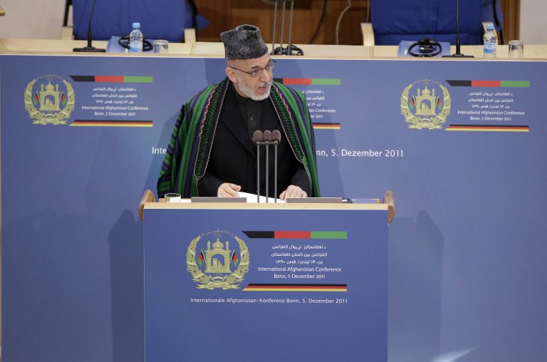 Έδιωξαν δύο υπουργούς στο Αφγανιστάν εξαιτίας των αφύλαχτων συνόρων | Newsit.gr Έδιωξαν δύο υπουργούς στο Αφγανιστάν εξαιτίας των αφύλαχτων συνόρων | Newsit.gr