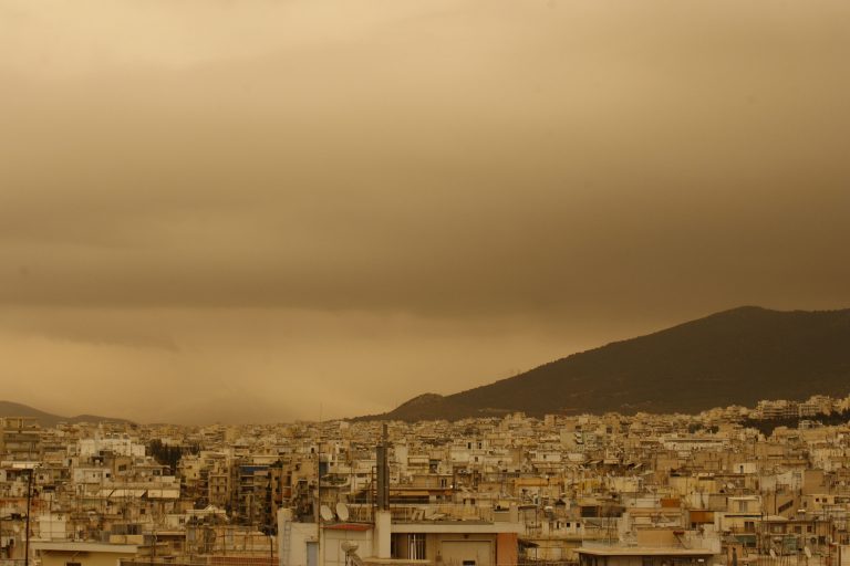Έρχεται λασποβροχή από την Αφρική – Η πρόγνωση του καιρού | Newsit.gr Έρχεται λασποβροχή από την Αφρική – Η πρόγνωση του καιρού | Newsit.gr