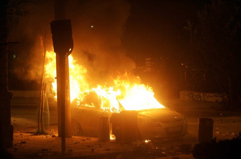 Κρήτη:Η πιο τρομακτική διαδρομή για 50χρονο – Το αυτοκίνητο τυλίχθηκε στις φλόγες! | Newsit.gr Κρήτη:Η πιο τρομακτική διαδρομή για 50χρονο – Το αυτοκίνητο τυλίχθηκε στις φλόγες! | Newsit.gr