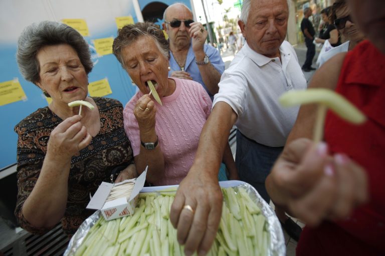 Ψάχνουν την προέλευση του E.coli σε τροφές που προτιμούν οι γυναίκες | Newsit.gr Ψάχνουν την προέλευση του E.coli σε τροφές που προτιμούν οι γυναίκες | Newsit.gr