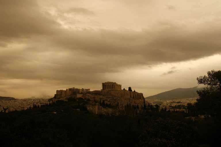 Ερχεται κι άλλη σκόνη | Newsit.gr Ερχεται κι άλλη σκόνη | Newsit.gr
