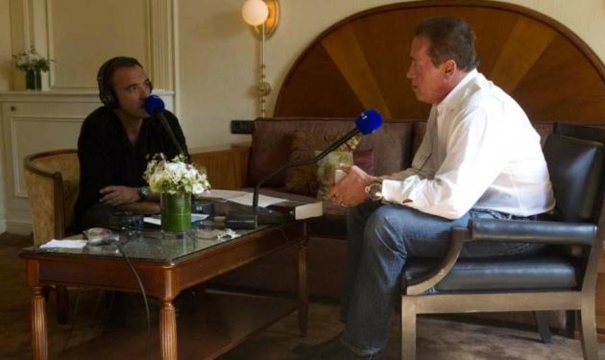 Η εξομολόγηση του A. Schwarzenegger στον Ν. Αλιάγα: “Ο πατέρας μου με χτυπούσε” | Newsit.gr Η εξομολόγηση του A. Schwarzenegger στον Ν. Αλιάγα: “Ο πατέρας μου με χτυπούσε” | Newsit.gr