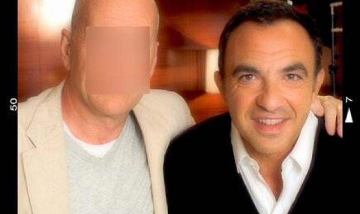 Ο Ν. Αλιάγας συναντήθηκε με ένα από τα μεγαλύτερα ονόματα του Hollywood! Μπορείς να μαντέψεις; | Newsit.gr Ο Ν. Αλιάγας συναντήθηκε με ένα από τα μεγαλύτερα ονόματα του Hollywood! Μπορείς να μαντέψεις; | Newsit.gr
