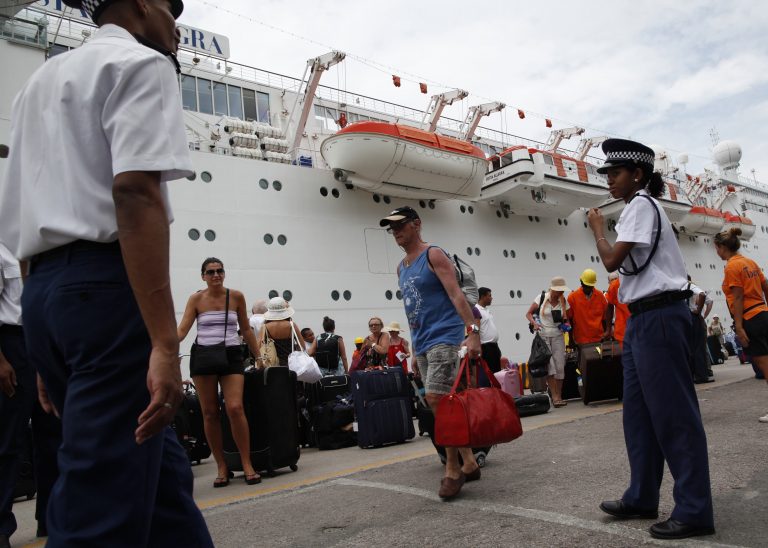 Τι αποζημίωση θα πάρουν οι επιβάτες του Costa Allegra; | Newsit.gr Τι αποζημίωση θα πάρουν οι επιβάτες του Costa Allegra; | Newsit.gr