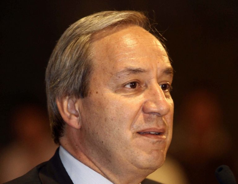 Αλογοσκούφης προς Καραμανλή και Σαμαρά: «Υπερασπιστείτε την πολιτική μας» | Newsit.gr Αλογοσκούφης προς Καραμανλή και Σαμαρά: «Υπερασπιστείτε την πολιτική μας» | Newsit.gr