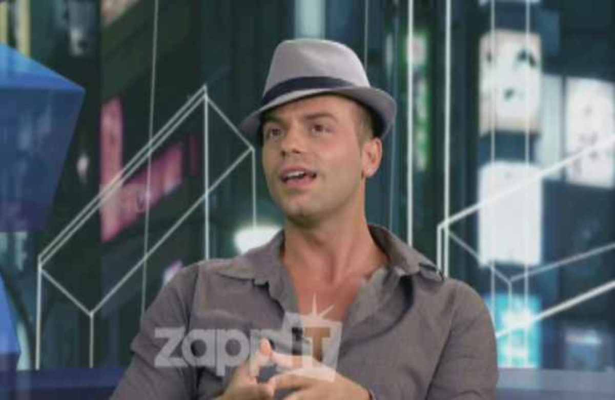 Ο Claydee αποκάλυψε μπροστά στην κάμερα την αλβανική του καταγωγή! | Newsit.gr Ο Claydee αποκάλυψε μπροστά στην κάμερα την αλβανική του καταγωγή! | Newsit.gr