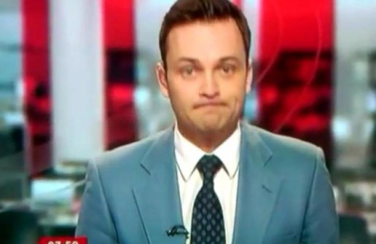 Τα «θαλάσσωσε» ο άνκορμαν | Newsit.gr Τα «θαλάσσωσε» ο άνκορμαν | Newsit.gr