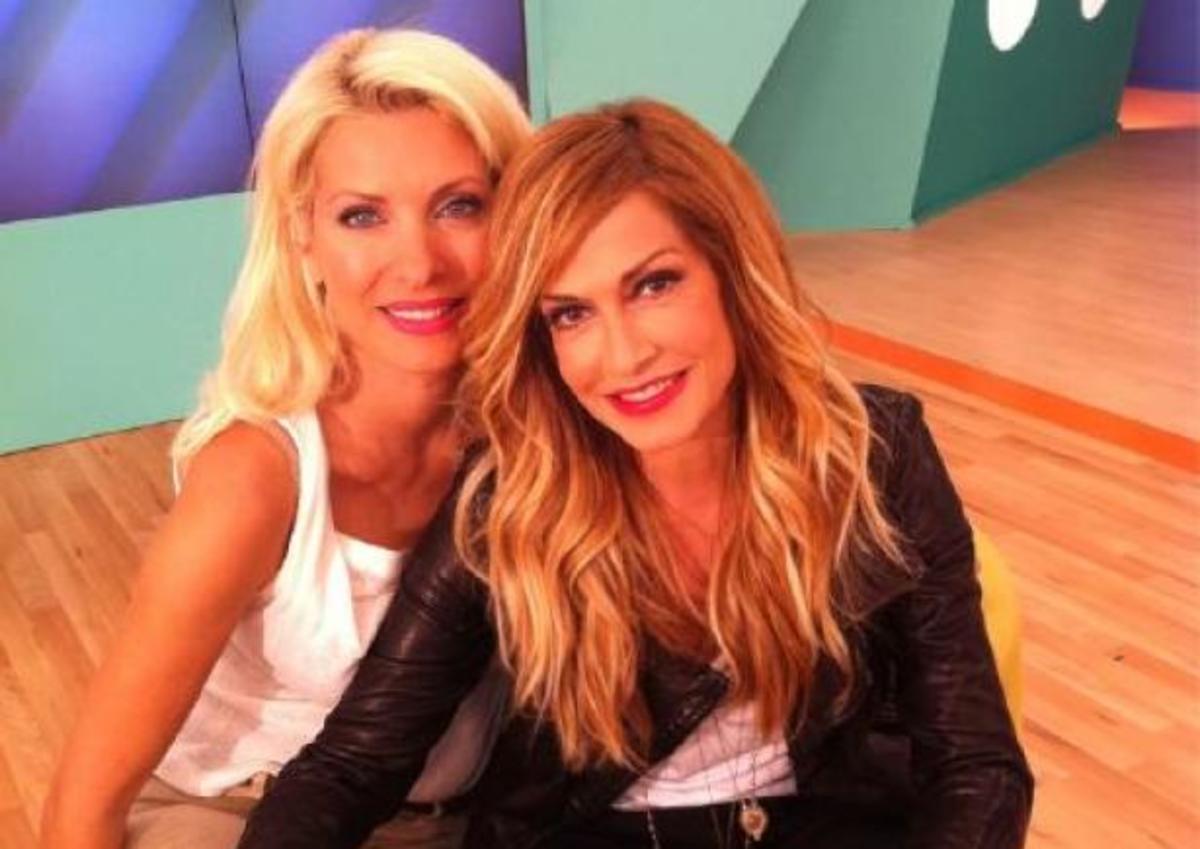 Βίσση-Μενεγάκη…backstage! | Newsit.gr Βίσση-Μενεγάκη…backstage! | Newsit.gr