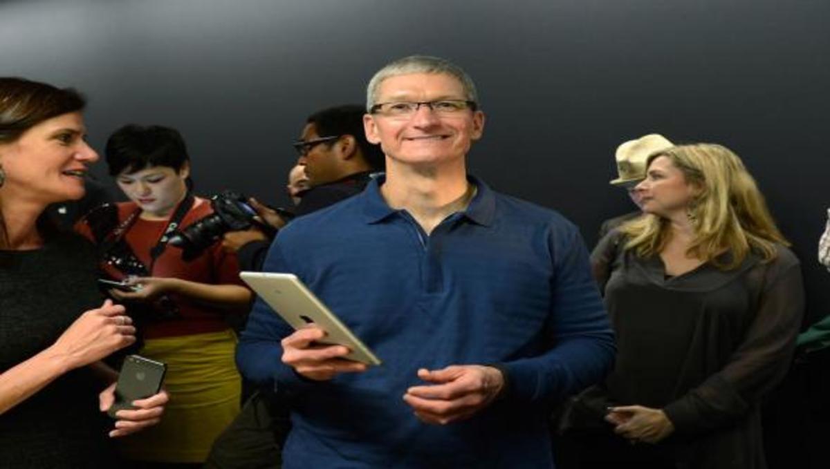 Η Apple έκανε νέο ρεκόρ πωλήσεων στα iPhone! | Newsit.gr Η Apple έκανε νέο ρεκόρ πωλήσεων στα iPhone! | Newsit.gr