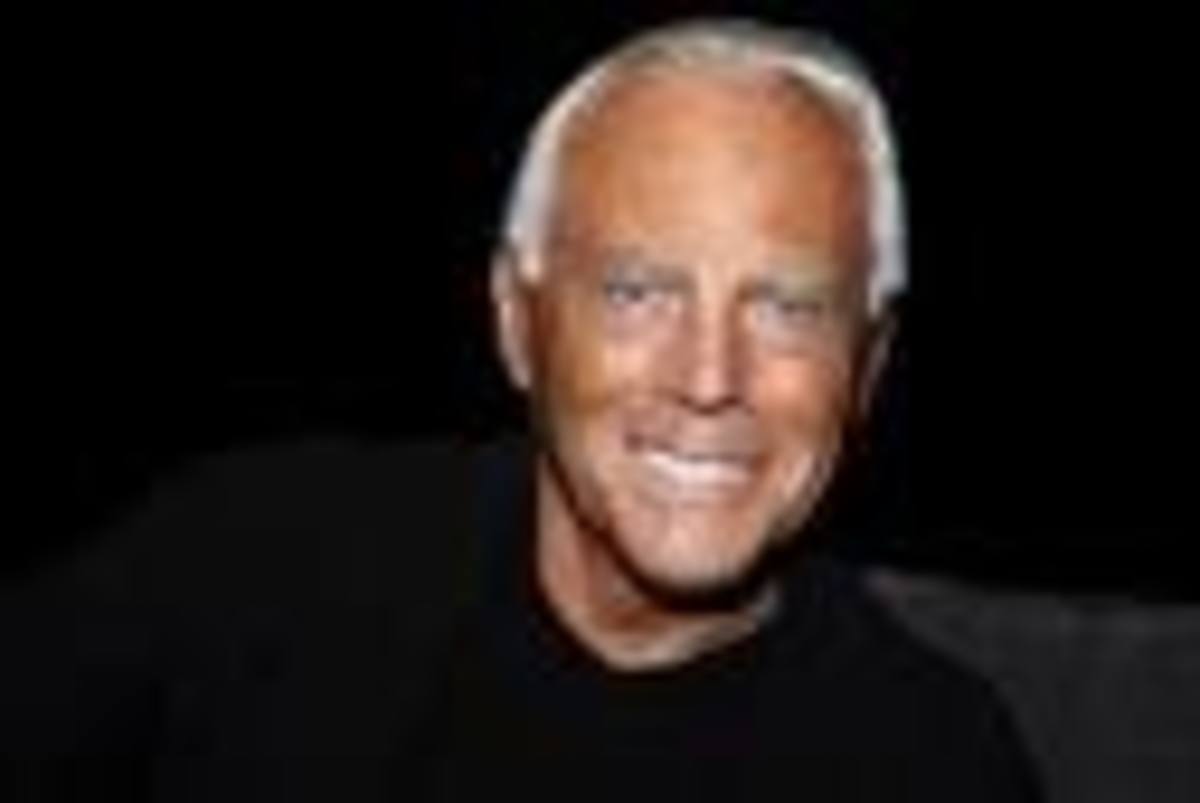 Ο Armani ψάχνει αντικαταστάτη | Newsit.gr Ο Armani ψάχνει αντικαταστάτη | Newsit.gr