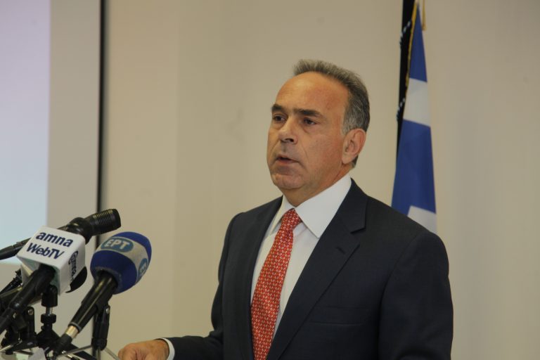 Κατά της ιδιωτικοποίησης των πανεπιστημίων, το υπ. Παιδείας | Newsit.gr Κατά της ιδιωτικοποίησης των πανεπιστημίων, το υπ. Παιδείας | Newsit.gr