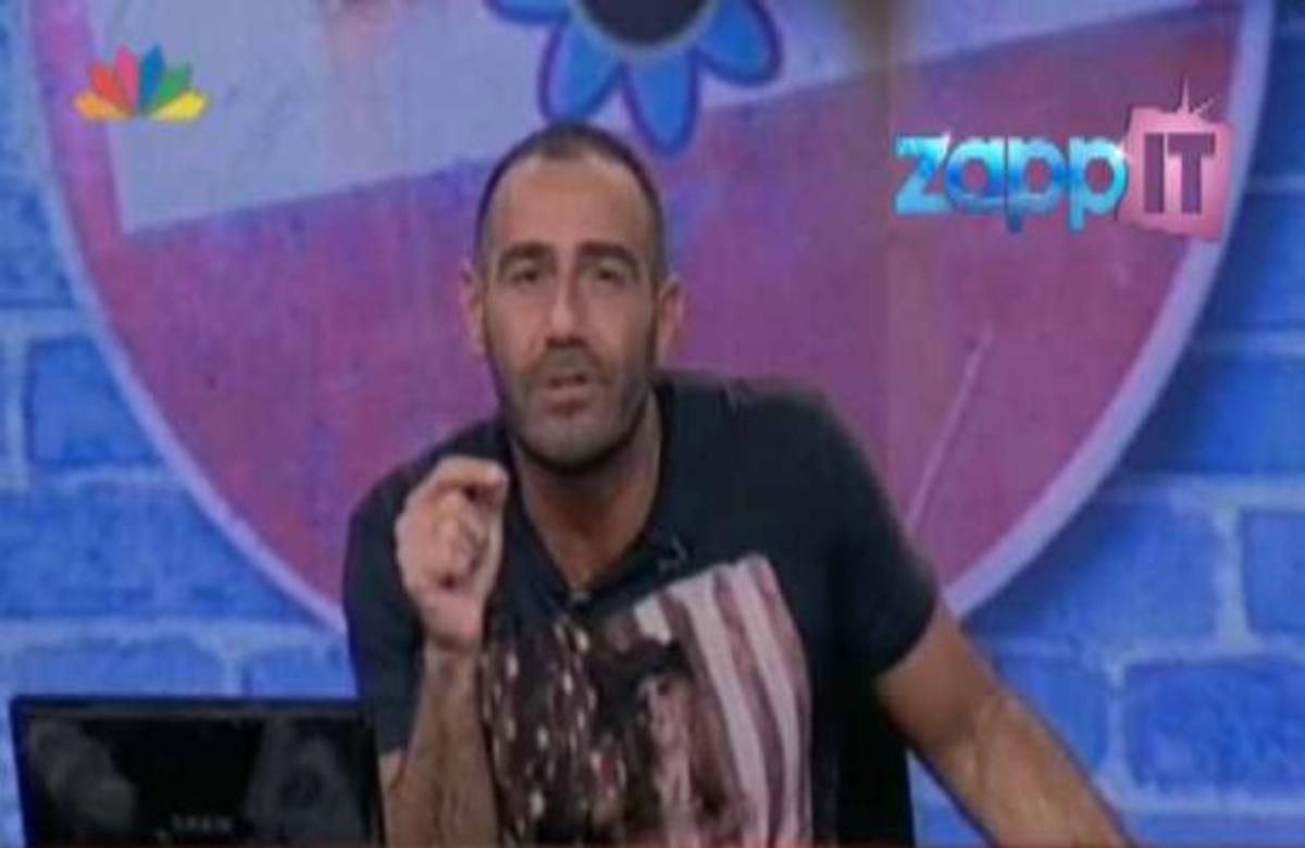 Γιατί ξαναμπήκε στο πλατό του «Ράδιο Αρβύλα» ο Αντώνης Κανάκης; | Newsit.gr Γιατί ξαναμπήκε στο πλατό του «Ράδιο Αρβύλα» ο Αντώνης Κανάκης; | Newsit.gr