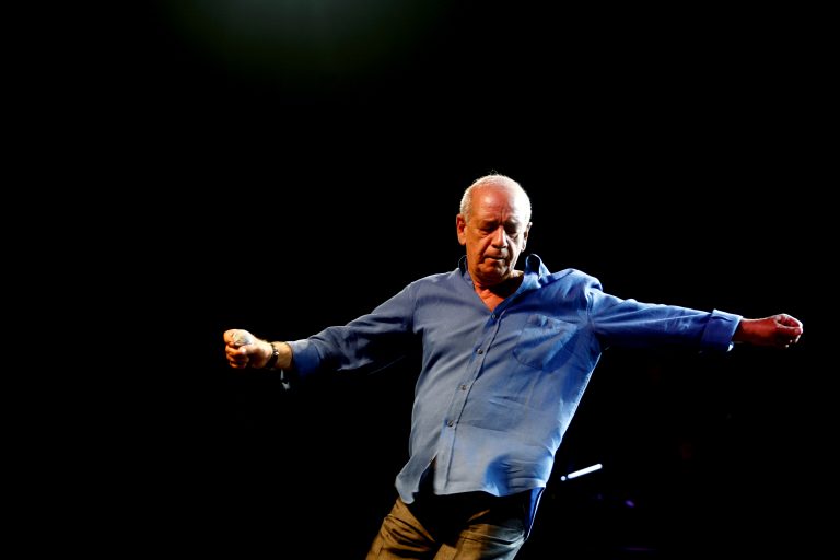 «Αφού στον Όλυμπο οι Θεοί τ’ αποφασίσανε…» – Έφυγε ο Δημήτρης Μητροπάνος | Newsit.gr «Αφού στον Όλυμπο οι Θεοί τ’ αποφασίσανε…» – Έφυγε ο Δημήτρης Μητροπάνος | Newsit.gr