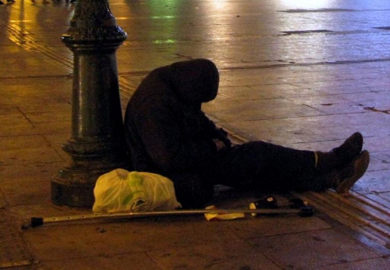 Θεσσαλονίκη: Χώρος φιλοξενίας 100 αστέγων θα λειτουργήσει το Φεβρουάριο του 2013 | Newsit.gr Θεσσαλονίκη: Χώρος φιλοξενίας 100 αστέγων θα λειτουργήσει το Φεβρουάριο του 2013 | Newsit.gr