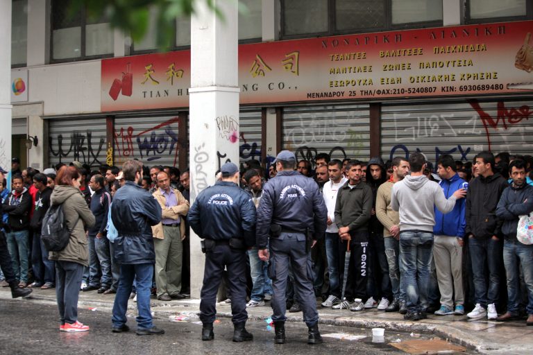 Αστυνομικοί κατέληξαν στο νοσοκομείο, ύστερα από επίθεση αλλοδαπών | Newsit.gr Αστυνομικοί κατέληξαν στο νοσοκομείο, ύστερα από επίθεση αλλοδαπών | Newsit.gr