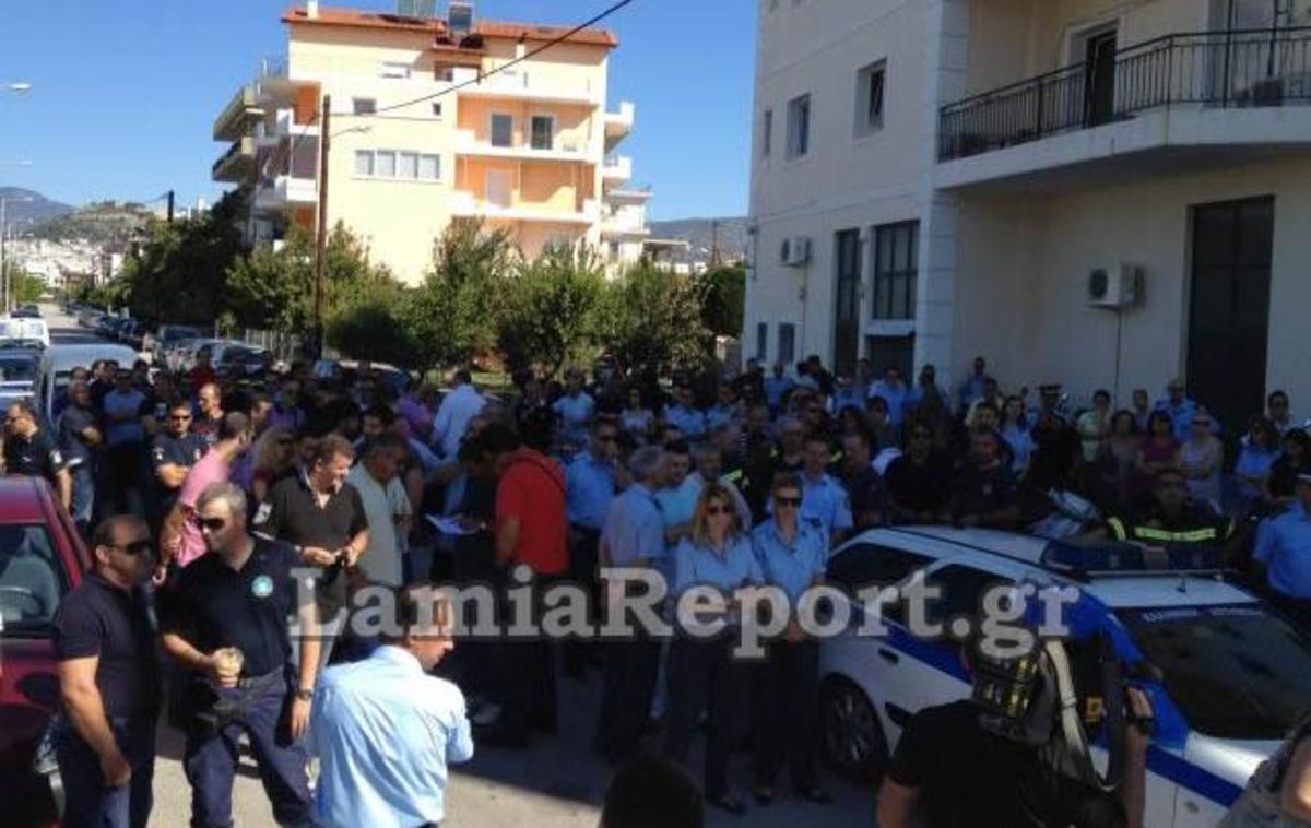Οργή και αγανάκτηση από τους ένστολους στη Λαμία | Newsit.gr Οργή και αγανάκτηση από τους ένστολους στη Λαμία | Newsit.gr