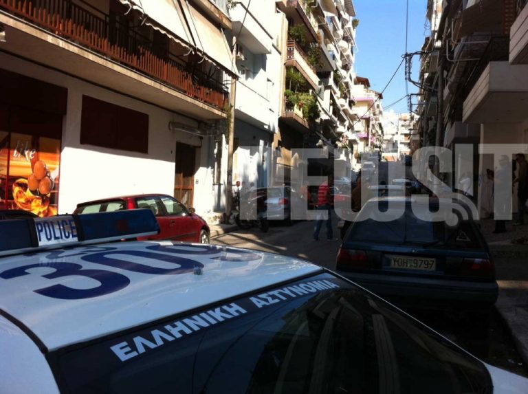 Αγρια δολοφονία 60χρονου στο σπίτι του στην Καλλίπολη – Έσφαξαν ακόμη και το σκυλί του – ΦΩΤΟ κ VIDEO | Newsit.gr Αγρια δολοφονία 60χρονου στο σπίτι του στην Καλλίπολη – Έσφαξαν ακόμη και το σκυλί του – ΦΩΤΟ κ VIDEO | Newsit.gr