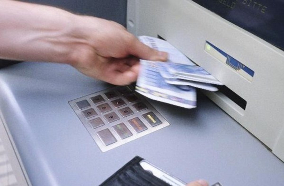 341 καταγγελίες για μη καταβολή δώρου – Στο αυτόφωρο 23 περιπτώσεις | Newsit.gr 341 καταγγελίες για μη καταβολή δώρου – Στο αυτόφωρο 23 περιπτώσεις | Newsit.gr