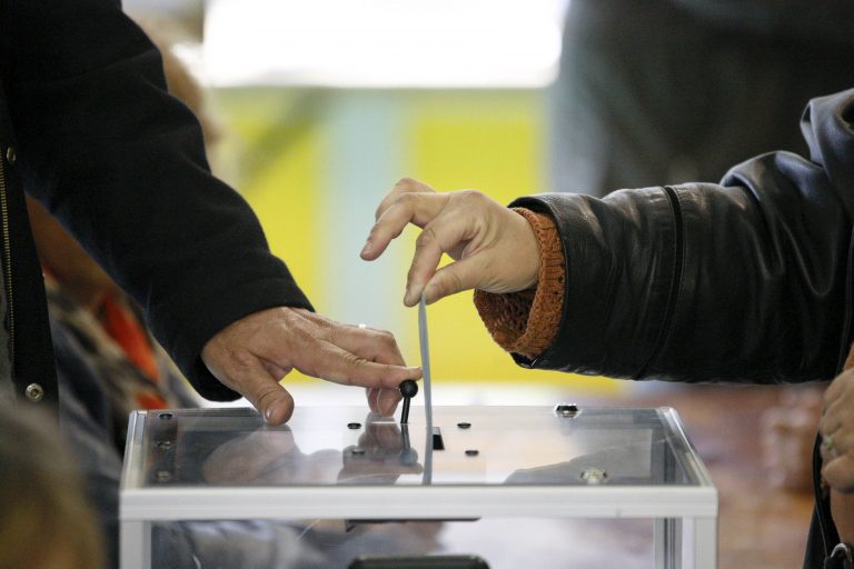 Οι Γάλλοι υποψήφιοι που πήγαν στο β΄γύρο | Newsit.gr Οι Γάλλοι υποψήφιοι που πήγαν στο β΄γύρο | Newsit.gr
