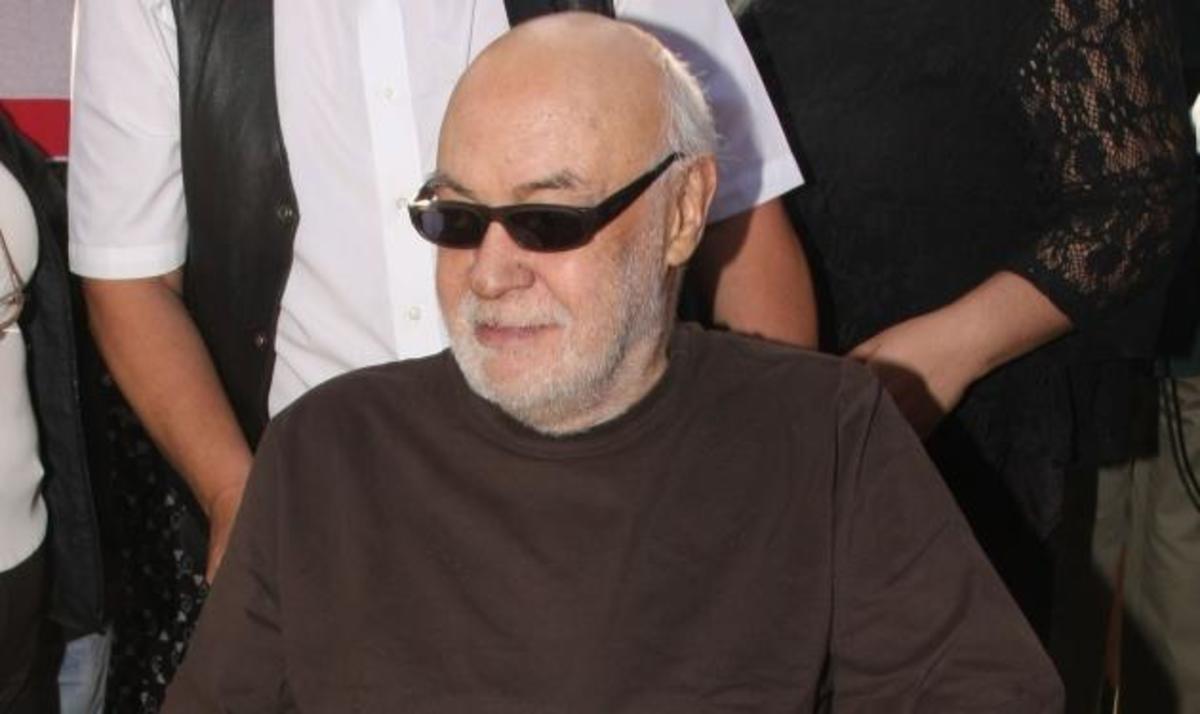 Κραυγή αγωνίας από την γυναίκα του Α. Μπάρκουλη: “Κινδυνεύουμε με έξωση” | Newsit.gr Κραυγή αγωνίας από την γυναίκα του Α. Μπάρκουλη: “Κινδυνεύουμε με έξωση” | Newsit.gr