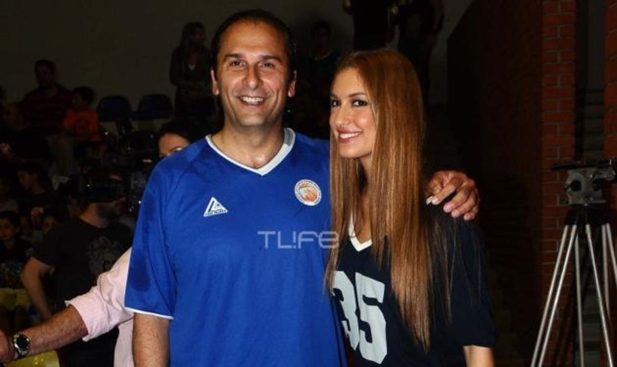 H σέξυ Άννα Πρέλεβιτς στο γήπεδο με τον μπαμπά της! Δες φωτογραφίες | Newsit.gr H σέξυ Άννα Πρέλεβιτς στο γήπεδο με τον μπαμπά της! Δες φωτογραφίες | Newsit.gr