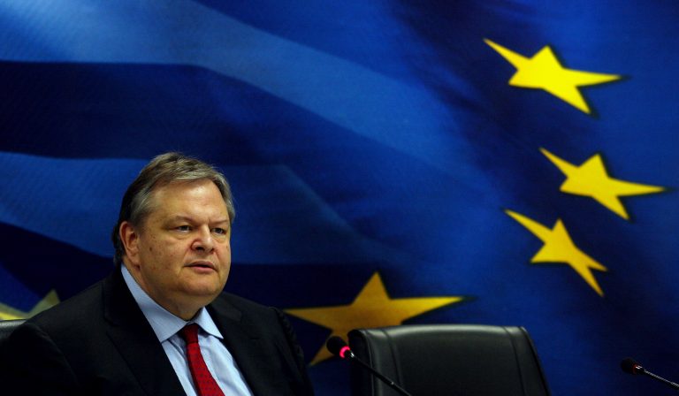 Βενιζέλος: «Εάν το ΠΑΣΟΚ δεν βγει πρώτο κόμμα η χώρα κινδυνεύει με ακυβερνησία» | Newsit.gr Βενιζέλος: «Εάν το ΠΑΣΟΚ δεν βγει πρώτο κόμμα η χώρα κινδυνεύει με ακυβερνησία» | Newsit.gr