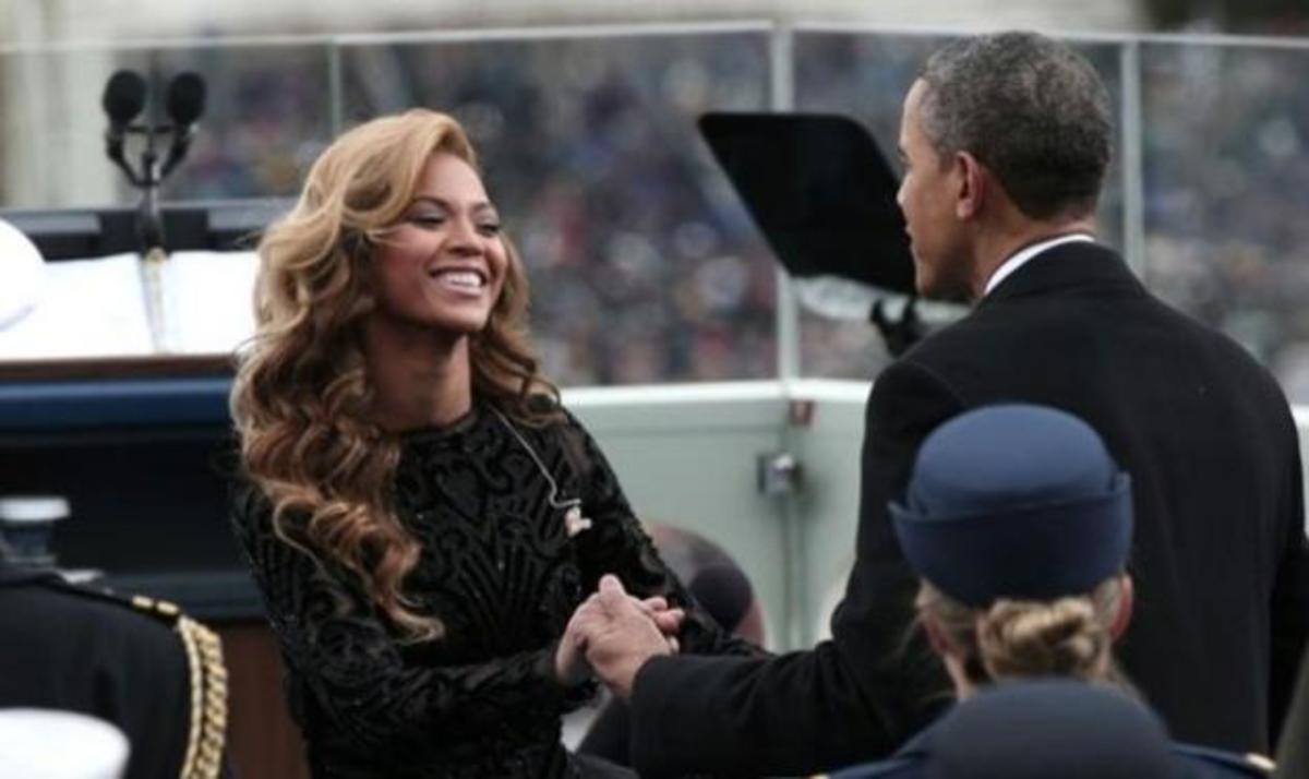 Beyonce: Τραγούδησε playback στην ορκωμοσία Obama! | Newsit.gr Beyonce: Τραγούδησε playback στην ορκωμοσία Obama! | Newsit.gr