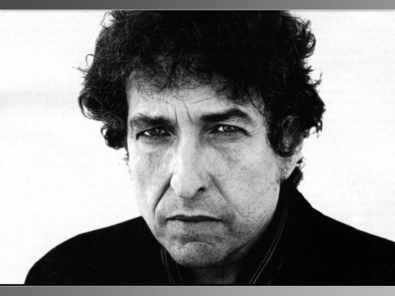 Ανοίγει το Terra Vibe Park στη Μαλακάσα με Bob Dylan! | Newsit.gr Ανοίγει το Terra Vibe Park στη Μαλακάσα με Bob Dylan! | Newsit.gr