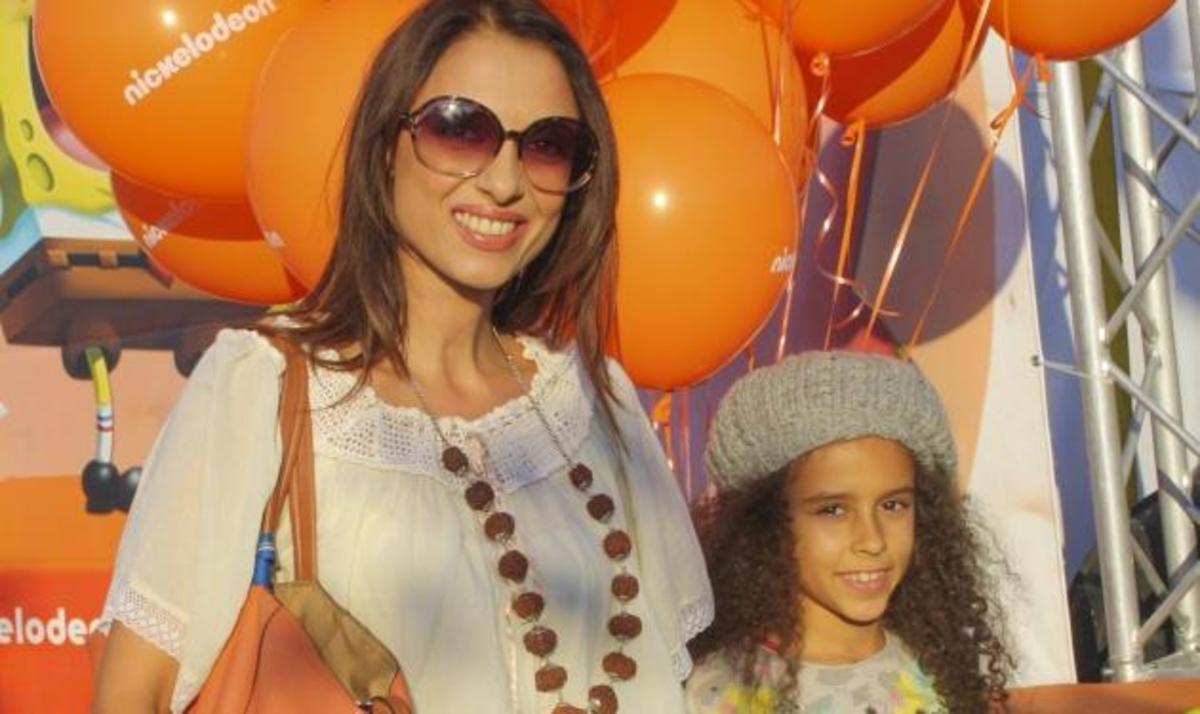 Διάσημες μαμάδες στο παιδικό πάρτυ με τον Μπομπ Σφουγγαράκη! Φωτογραφίες | Newsit.gr Διάσημες μαμάδες στο παιδικό πάρτυ με τον Μπομπ Σφουγγαράκη! Φωτογραφίες | Newsit.gr
