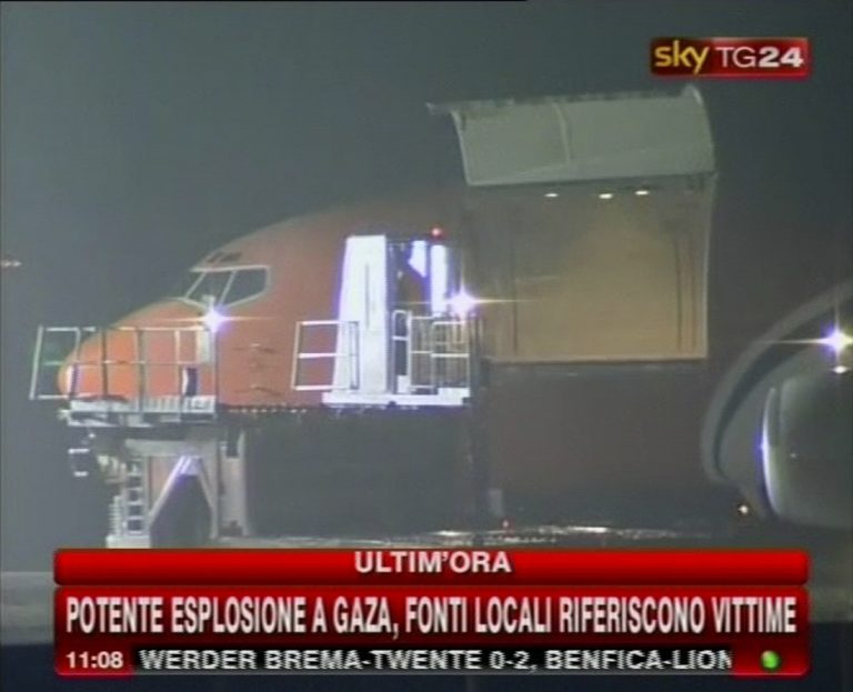Εισαγγελική έρευνα για το ύποπτο δέμα στον Μπερλουσκόνι | Newsit.gr Εισαγγελική έρευνα για το ύποπτο δέμα στον Μπερλουσκόνι | Newsit.gr