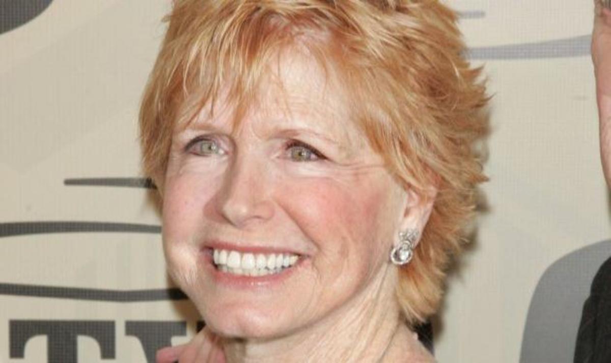 H Bonnie Franklin πάσχει από καρκίνο | Newsit.gr H Bonnie Franklin πάσχει από καρκίνο | Newsit.gr