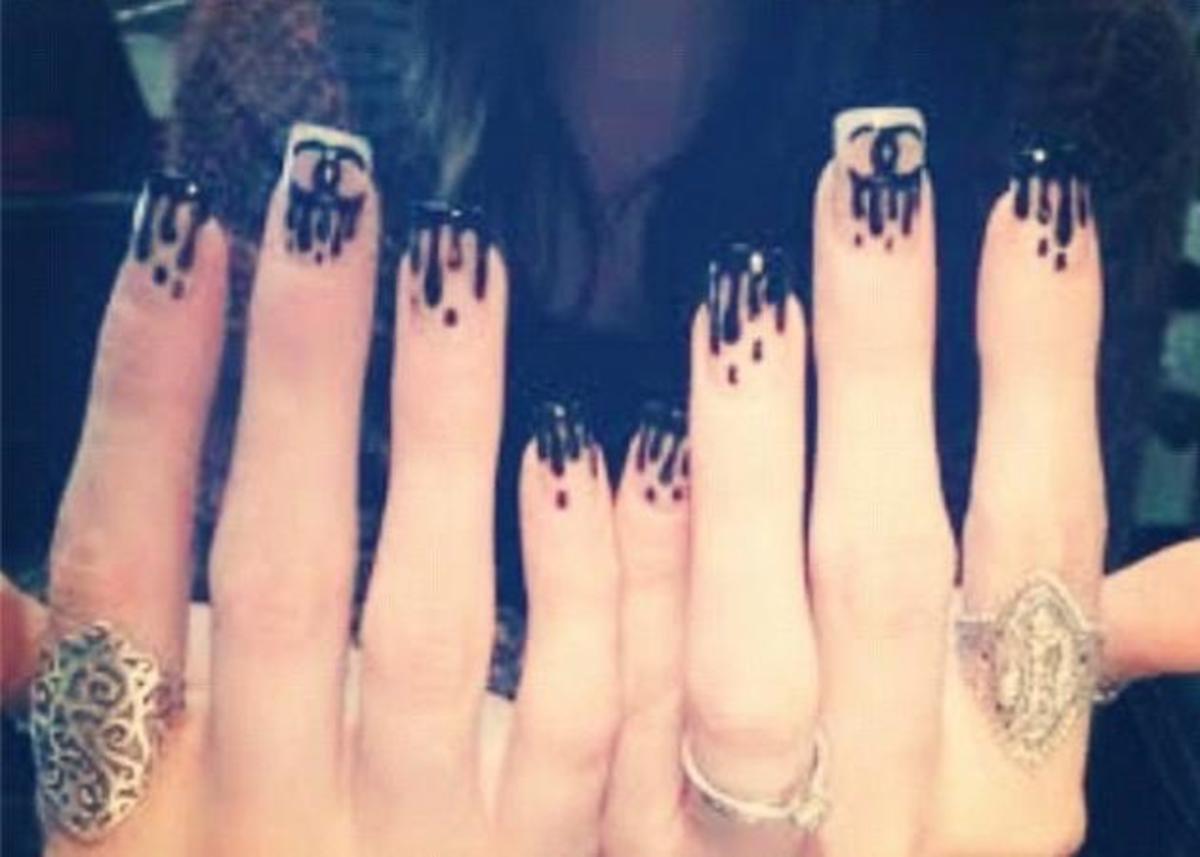 Chanel rain νύχια! Ποια διάσημη το έκανε; Like or not; | Newsit.gr Chanel rain νύχια! Ποια διάσημη το έκανε; Like or not; | Newsit.gr