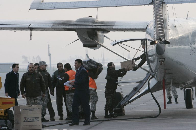Συνετρίβη πολεμικό αεροπλάνο με 21 άτομα – Βρέθηκε το πτώμα μιας γυναίκας | Newsit.gr Συνετρίβη πολεμικό αεροπλάνο με 21 άτομα – Βρέθηκε το πτώμα μιας γυναίκας | Newsit.gr