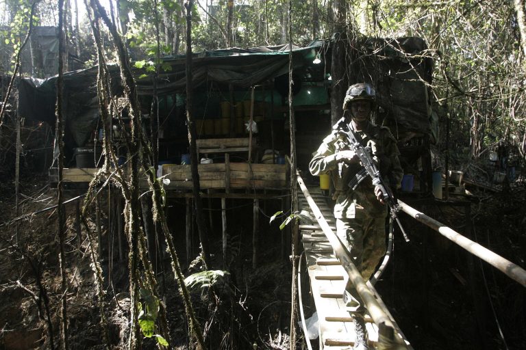 12 αντάρτες των FARC σκοτώθηκαν στην Κολομβία | Newsit.gr 12 αντάρτες των FARC σκοτώθηκαν στην Κολομβία | Newsit.gr