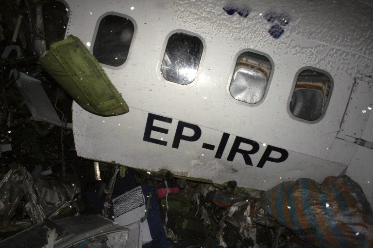 Συνετρίβη αεροπλάνο στο Β. Ιράκ | Newsit.gr Συνετρίβη αεροπλάνο στο Β. Ιράκ | Newsit.gr